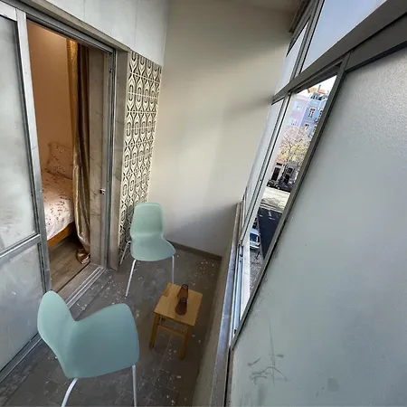 Rua Luciano Cordeiro Homestay Lisbon
